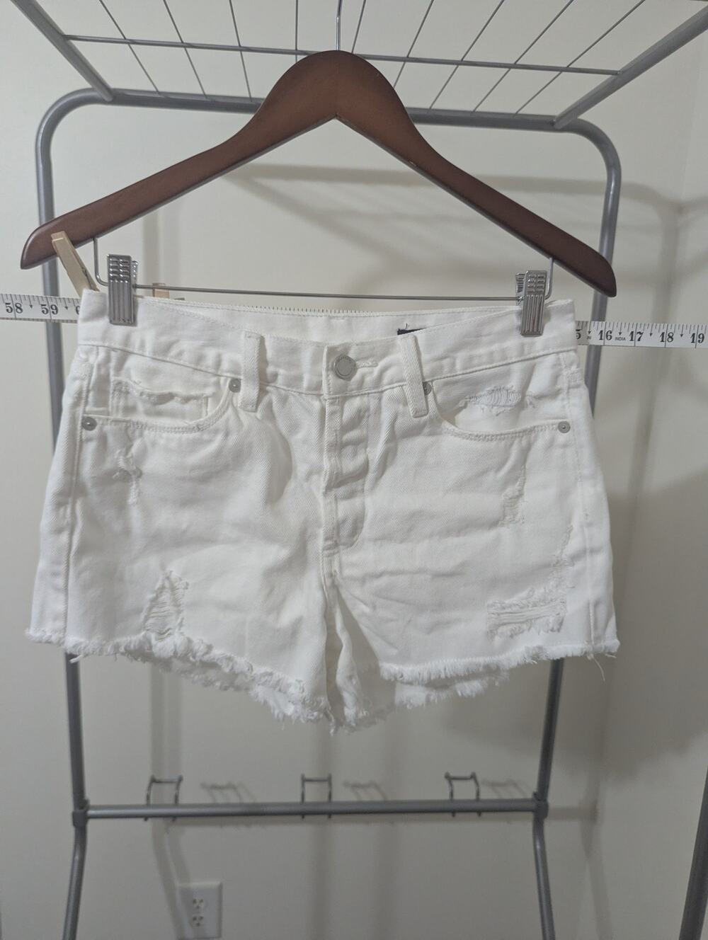 BLANK NYC White Distressed Denim Shorts Size 27 Raw Hem